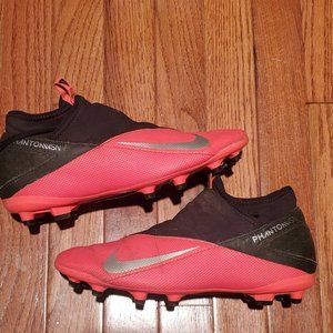 Men's Size 7 Nike Phantom VSM Soccer Cleats